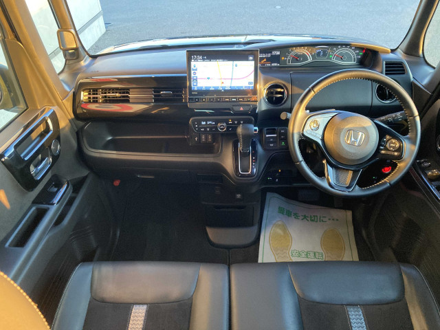 ホンダ Ｎ　ＢＯＸ カスタム ６６０ Ｌ ターボ R5年 (四国) 99