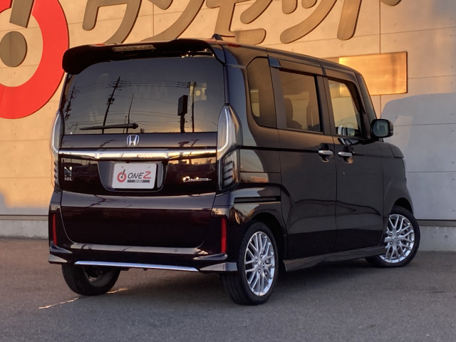 ホンダ Ｎ　ＢＯＸ カスタム ６６０ Ｌ ターボ R5年 (四国) 99