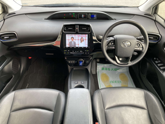 トヨタ プリウス １．８ Ｓ ツーリングセレクション R1年 (四国) 99