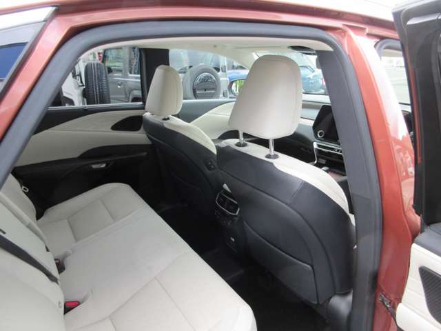 レクサス ＲＸ４５０ｈ＋ ４５０Ｈプラス バージョンＬ ４ＷＤ R5年 () 99