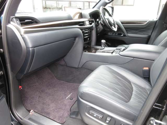 レクサス ＬＸ５７０ ５７０ ブラック シークエンス ４ＷＤ H30年 (関東) 99