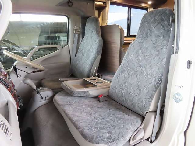 トヨタ カムロード キャンピングカー H25年 (関東) 99