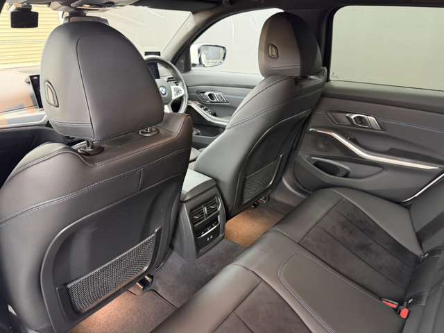 ＢＭＷ ３シリーズ ３２０Ｄ Ｘドライブ Ｍスポーツ ディーゼルターボ ４ＷＤ R5年 (関東) 99