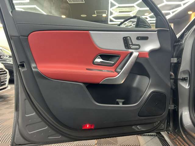 ＡＭＧ Ａクラス Ａ３５ ４マチック ４ＷＤ R1年 (関東) 99