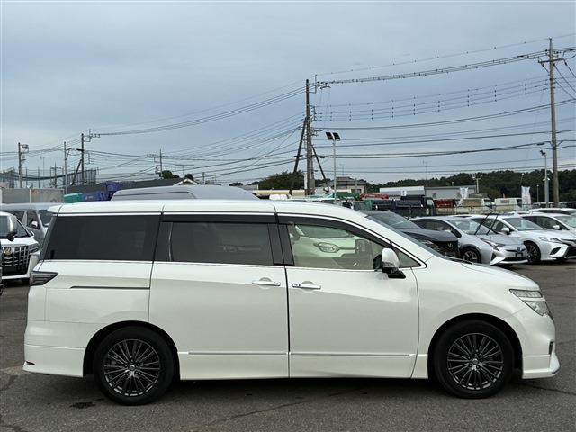 日産 エルグランド ３．５ ３５０ハイウェイスター ホワイトレザー アーバンクロム H29年 (関東) 99