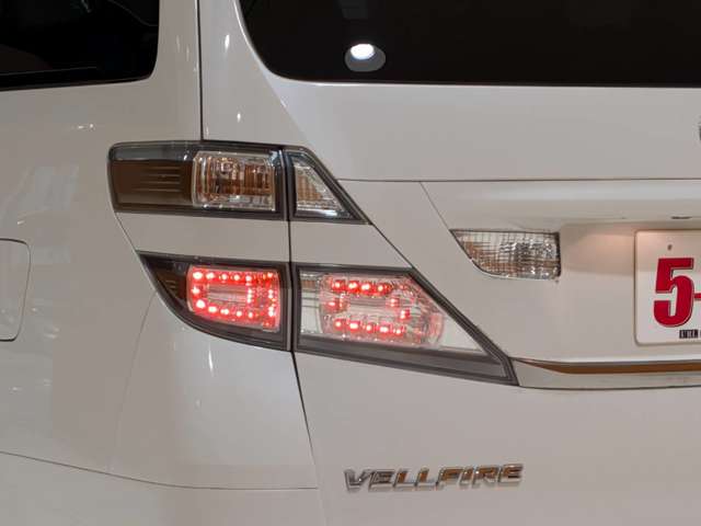 トヨタ ヴェルファイア ２．４Ｚ H21年 (関東) 99
