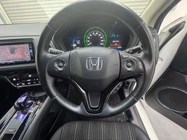 ホンダ ヴェゼル １．５ ハイブリッド Ｚ H28年 (九州・沖縄) 99