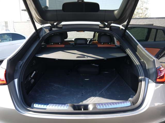 メルセデスベンツ ＧＬＣクーペ ２２０ Ｄ ４マチック（ＩＳＧ搭載モデル） ＡＭＧラインパッケージ ディーゼルターボ ４ＷＤ ＭＰ２０２４０１ R5年 (九州・沖縄) 99