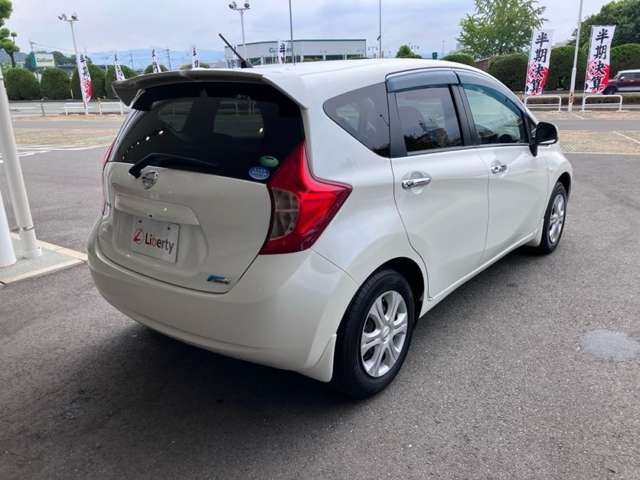 日産 ノート １．２ メダリスト H25年 (九州・沖縄) 99