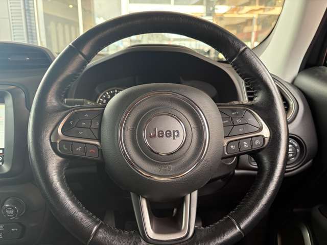 ジープ レネゲード リミテッド R3年 (東北) 99