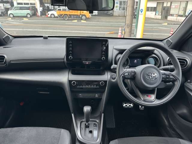 トヨタ ヤリスクロス １．５ ＧＲスポーツ R5年 (東海) 99