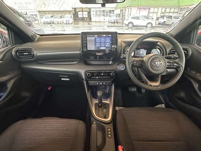 トヨタ ヤリス １．５ ハイブリッド Ｚ R3年 (東海) 99