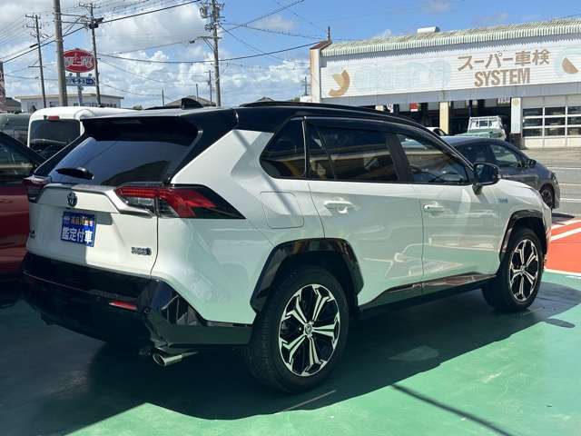 トヨタ ＲＡＶ４　ＰＨＶ ２．５ ブラック トーン Ｅ－ＦＯＵＲ ４ＷＤ R3年 (東海) 99