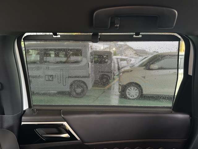 三菱 アウトランダーＰＨＥＶ ＰＨＥＶ ２．４ Ｐ ４ＷＤ R5年 (東海) 99