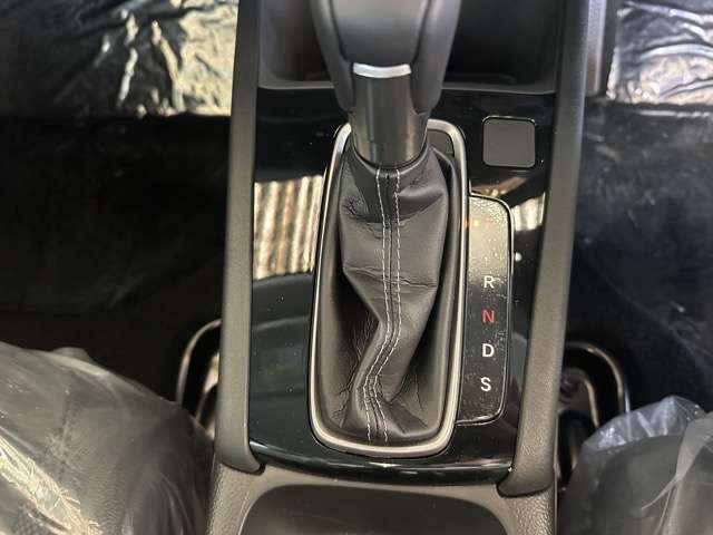 ホンダ ＷＲ−Ｖ １．５ Ｚ ブラックスタイル R8年 (東海) 99