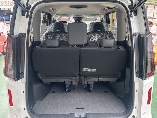 日産 セレナ １．４ Ｅ－ＰＯＷＥＲ ルキシオン R7年 (東海) 99
