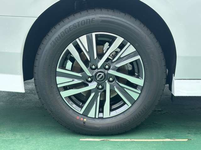 日産 セレナ １．４ Ｅ－ＰＯＷＥＲ ルキシオン R7年 (東海) 99