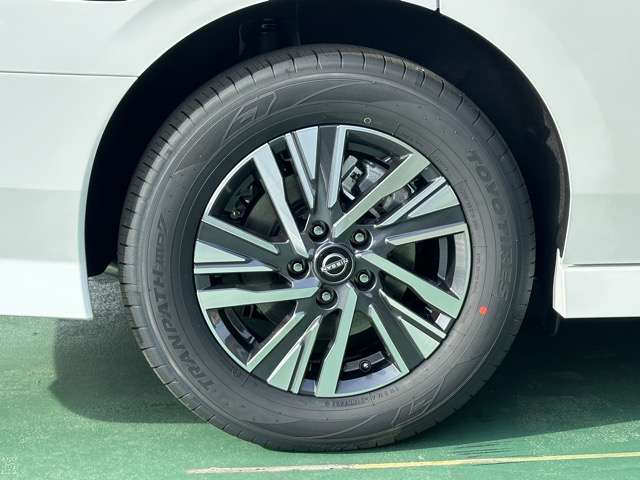 日産 セレナ １．４ Ｅ－４ＯＲＣＥ ハイウェイスターＶ ４ＷＤ R7年 (東海) 99