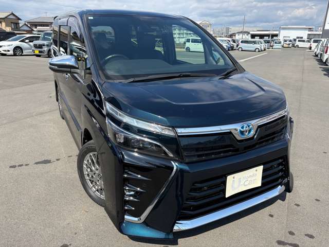 トヨタ ヴォクシー １．８ ハイブリッド ＺＳ 煌ＩＩＩ R3年 (東海) 99