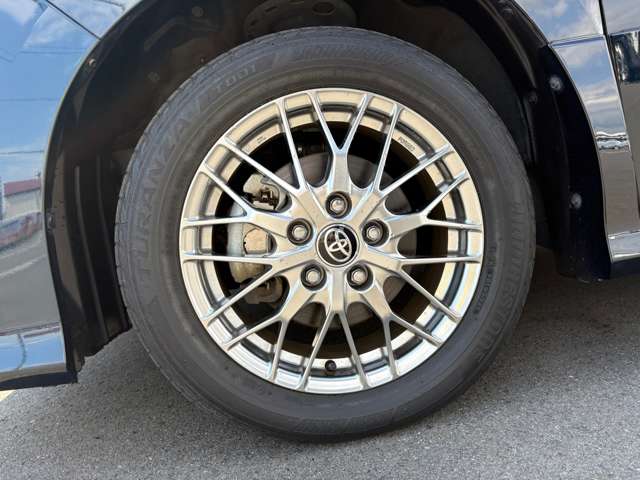 トヨタ ヴォクシー １．８ ハイブリッド ＺＳ 煌ＩＩＩ R3年 (東海) 99