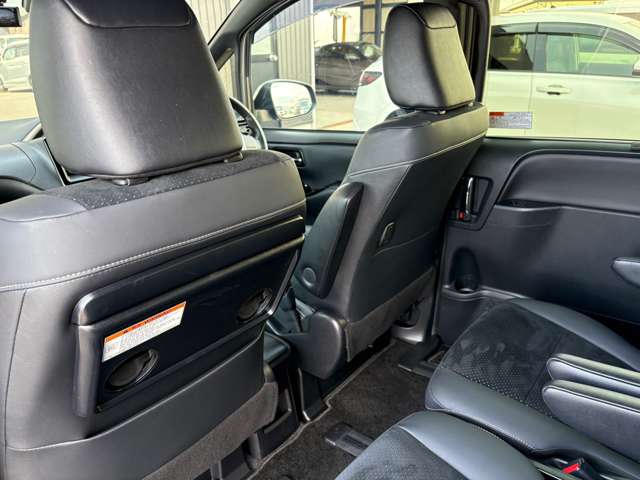 トヨタ ヴォクシー １．８ ハイブリッド ＺＳ 煌ＩＩＩ R3年 (東海) 99