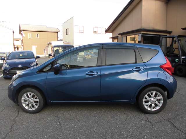 日産 ノート １．２ Ｘ ＦＯＵＲ ４ＷＤ H27年 (甲信越・北陸) 99
