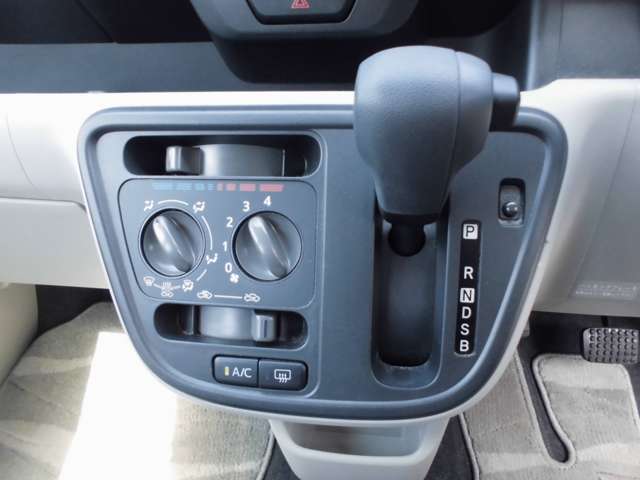 トヨタ パッソ １．０ Ｘ H28年 (甲信越・北陸) 99