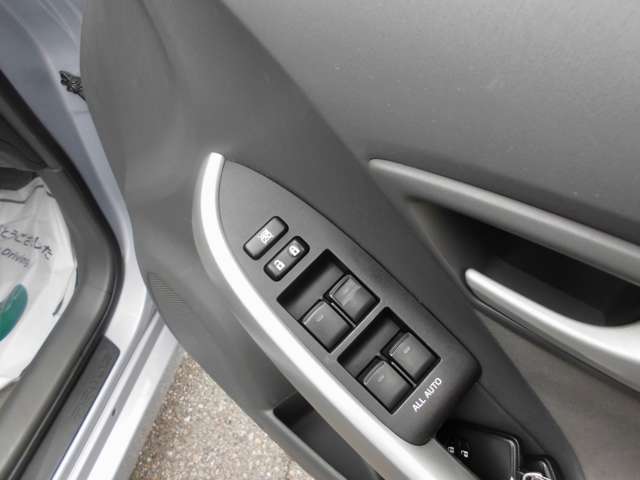 トヨタ プリウス １．８ Ｓ H22年 (甲信越・北陸) 99