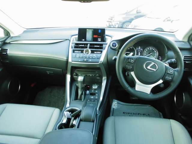 レクサス ＮＸ３００ｈ ３００Ｈ ４ＷＤ H28年 (甲信越・北陸) 99