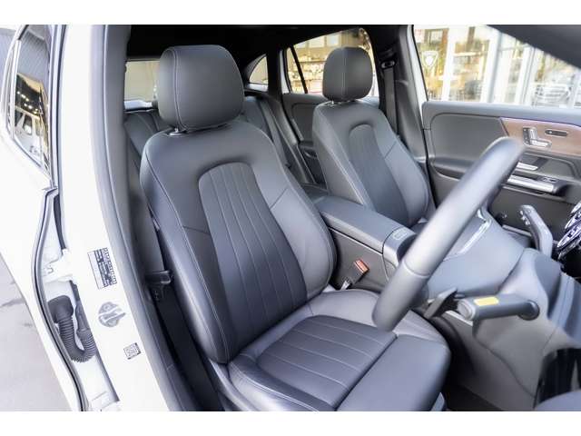 メルセデスベンツ ＧＬＡクラス ＧＬＡ２００ Ｄ ４マチック ディーゼルターボ ４ＷＤ ＭＰ２０２３０１ R4年 (北海道) 99