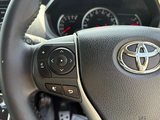 トヨタ ノア ２．０ ＳＩ ４ＷＤ H28年 (北海道) 99