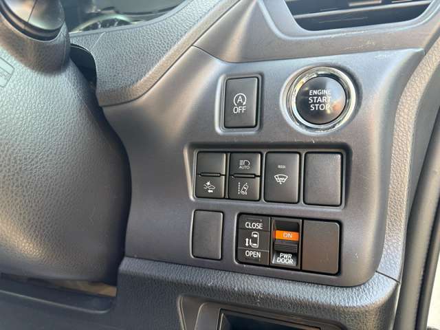 トヨタ ノア ２．０ ＳＩ ４ＷＤ H28年 (北海道) 99