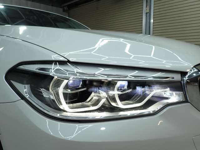 ＢＭＷ ５シリーズ ５２３Ｄ ラグジュアリー ディーゼルターボ H29年 (九州・沖縄) 99
