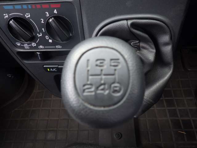 ダイハツ ハイゼットバン ６６０ Ｇ ＳＡＩＩＩ ４ＷＤ R1年 (九州・沖縄) 99
