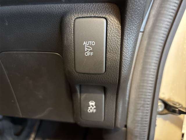 ホンダ Ｎ　ＢＯＸ ６６０ カスタムＧ ターボ Ｌパッケージ H27年 () 99
