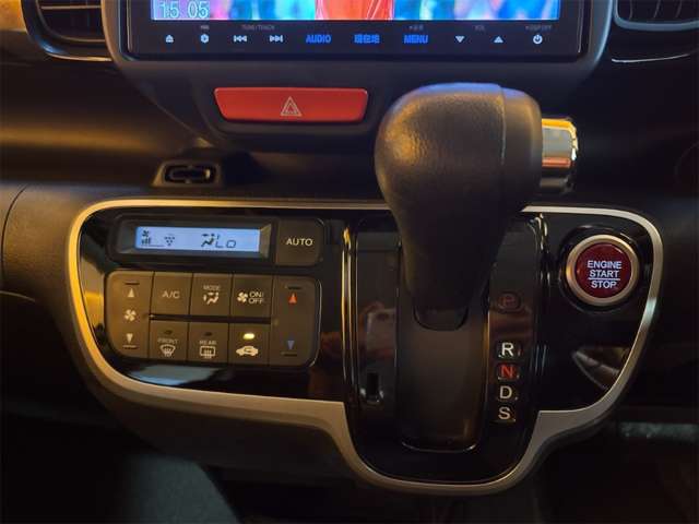 ホンダ Ｎ　ＢＯＸ ６６０ カスタムＧ ターボ Ｌパッケージ H27年 () 99