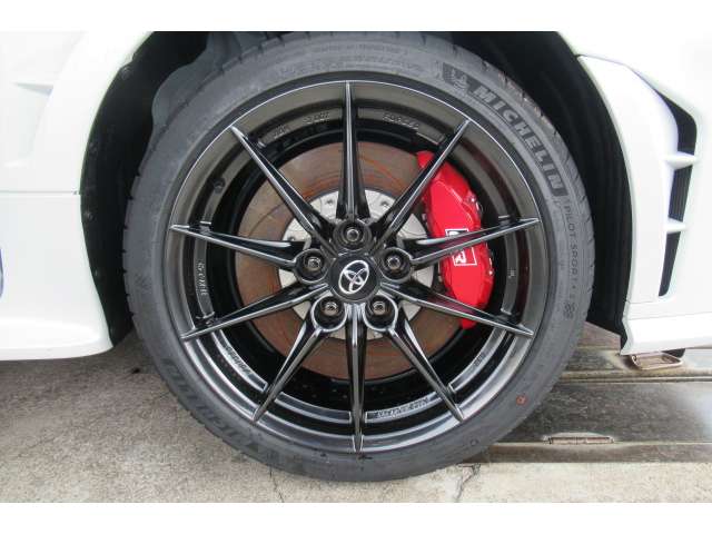 トヨタ ＧＲヤリス １．６ ＲＺ ハイ パフォーマンス ＋ エアロ パフォーマンス パッケージ ４ＷＤ R8年 (関東) 99
