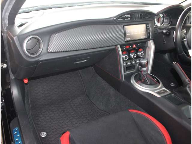 トヨタ ８６ ２．０ ＧＴ H28年 (関東) 99