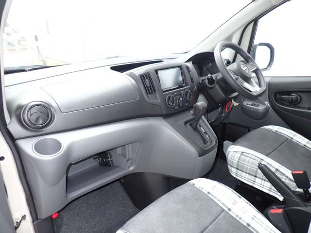 日産 ＮＶ２００バネットバン １．６ ＤＸ R8年 (関東) 99