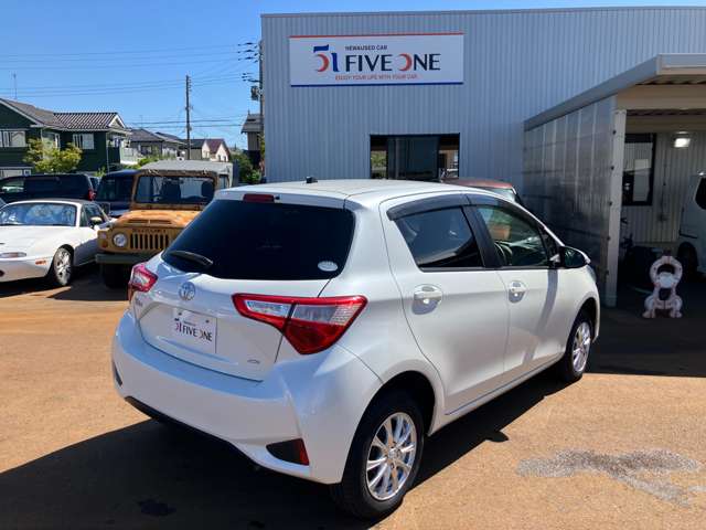 トヨタ ヴィッツ １．３ Ｆ ４ＷＤ H29年 (甲信越・北陸) 99