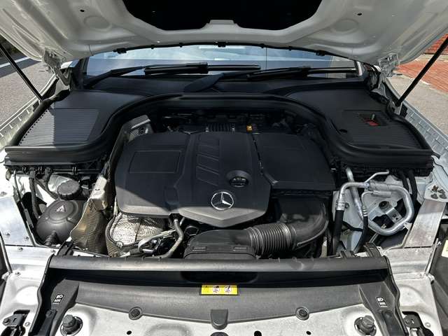 メルセデスベンツ ＧＬＣクーペ ２２０ Ｄ ４マチック ＡＭＧライン ４ＷＤ R1年 (関東) 99