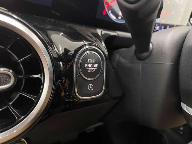 メルセデスベンツ Ｂクラス Ｂ１８０ ＡＭＧライン R1年 (関東) 99