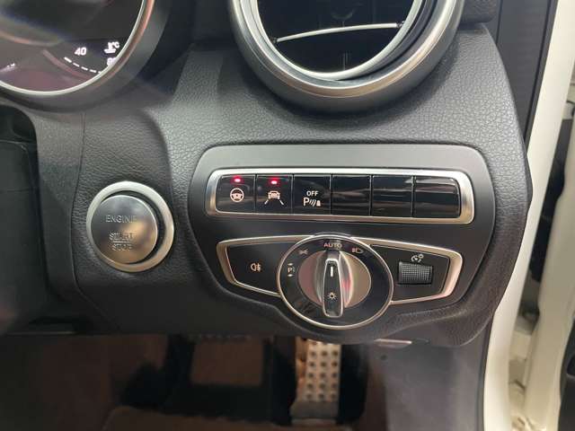 メルセデスベンツ Ｃクラスワゴン Ｃ２００ スポーツ 本革仕様 H28年 (関東) 99