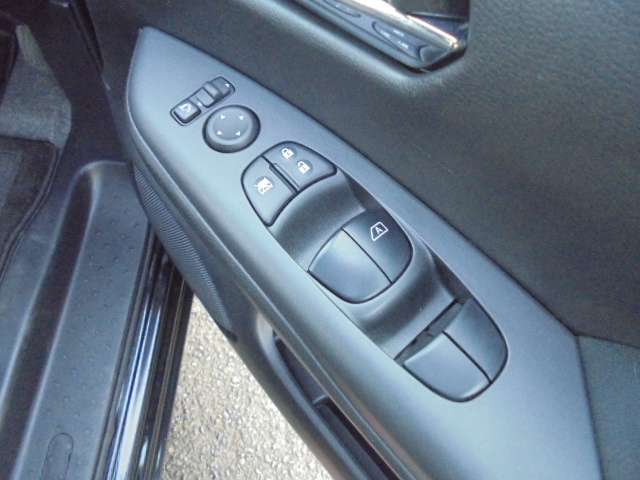 日産 セレナ ２．０ ハイウェイスター プロパイロット エディション H29年 (九州・沖縄) 99