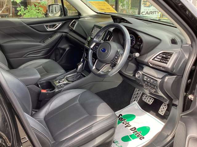 スバル フォレスター　ハイブリッド ２．０ アドバンス ４ＷＤ R4年 (東北) 99