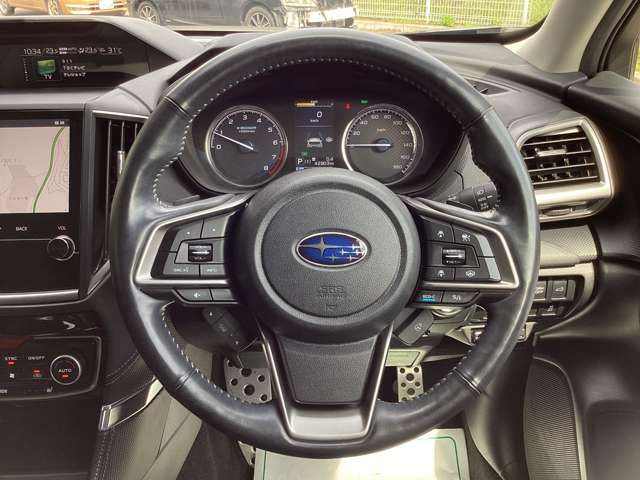 スバル フォレスター　ハイブリッド ２．０ アドバンス ４ＷＤ R4年 (東北) 99