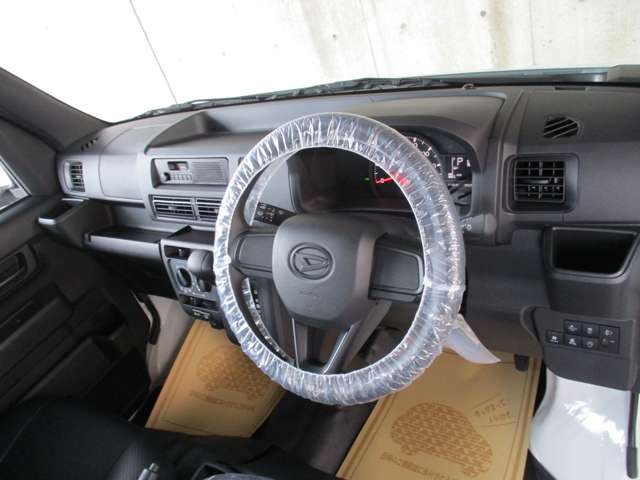 ダイハツ ハイゼットカーゴ ６６０ スペシャル ４ＷＤ R8年 (東北) 99