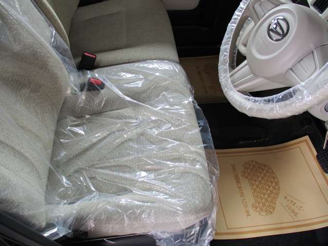ダイハツ ムーヴ　キャンバス ６６０ Ｌ ４ＷＤ H29年 (東北) 99