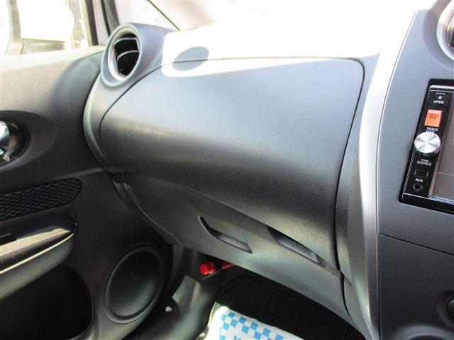 日産 ノート １．２ Ｘ ＦＯＵＲ ４ＷＤ H27年 (東北) 99