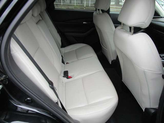 マツダ ＣＸ−３０ １．８ ＸＤ Ｌパッケージ ディーゼルターボ ４ＷＤ R1年 (東北) 99